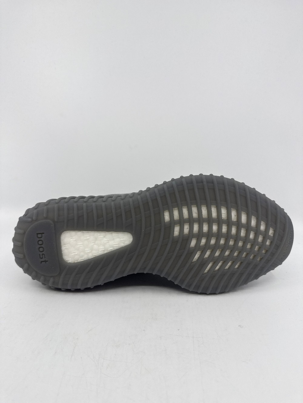 YEEZY 350 BOOST V2 - STEEL GREY
