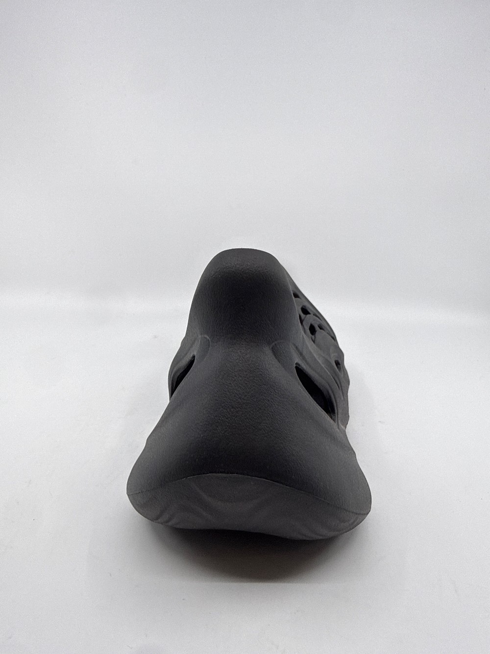 YEEZY FOAM RUNNER - ONYX