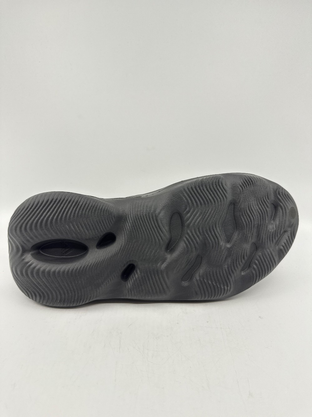 YEEZY FOAM RUNNER - ONYX