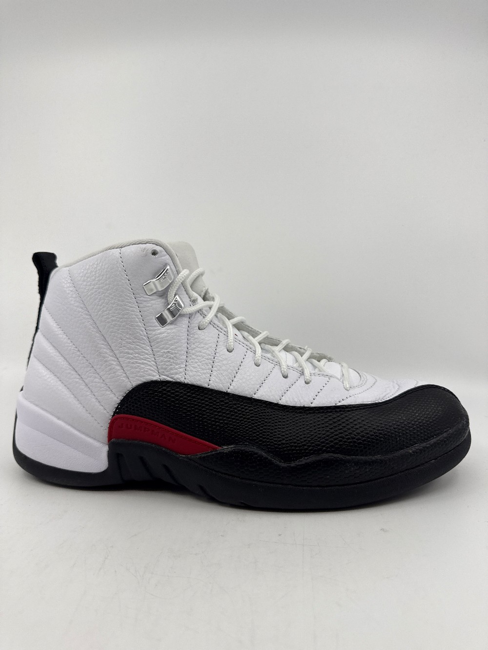 *USED/REP BOX* AJ 12 - TAXI FLIP