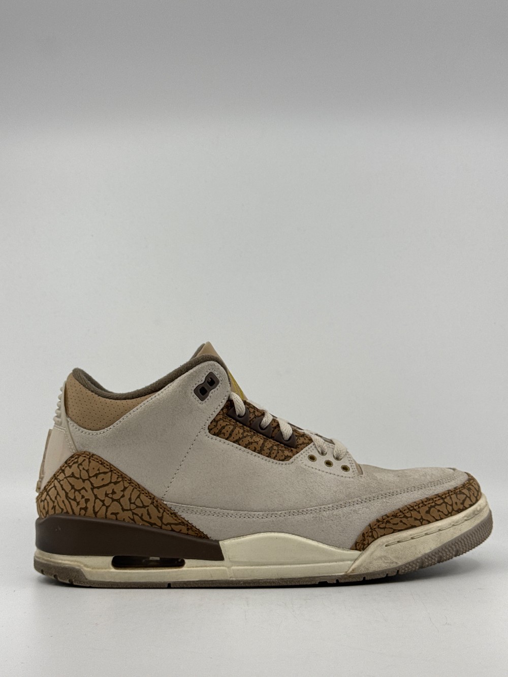 *USED/NO BOX* AJ 3 - PALOMINO