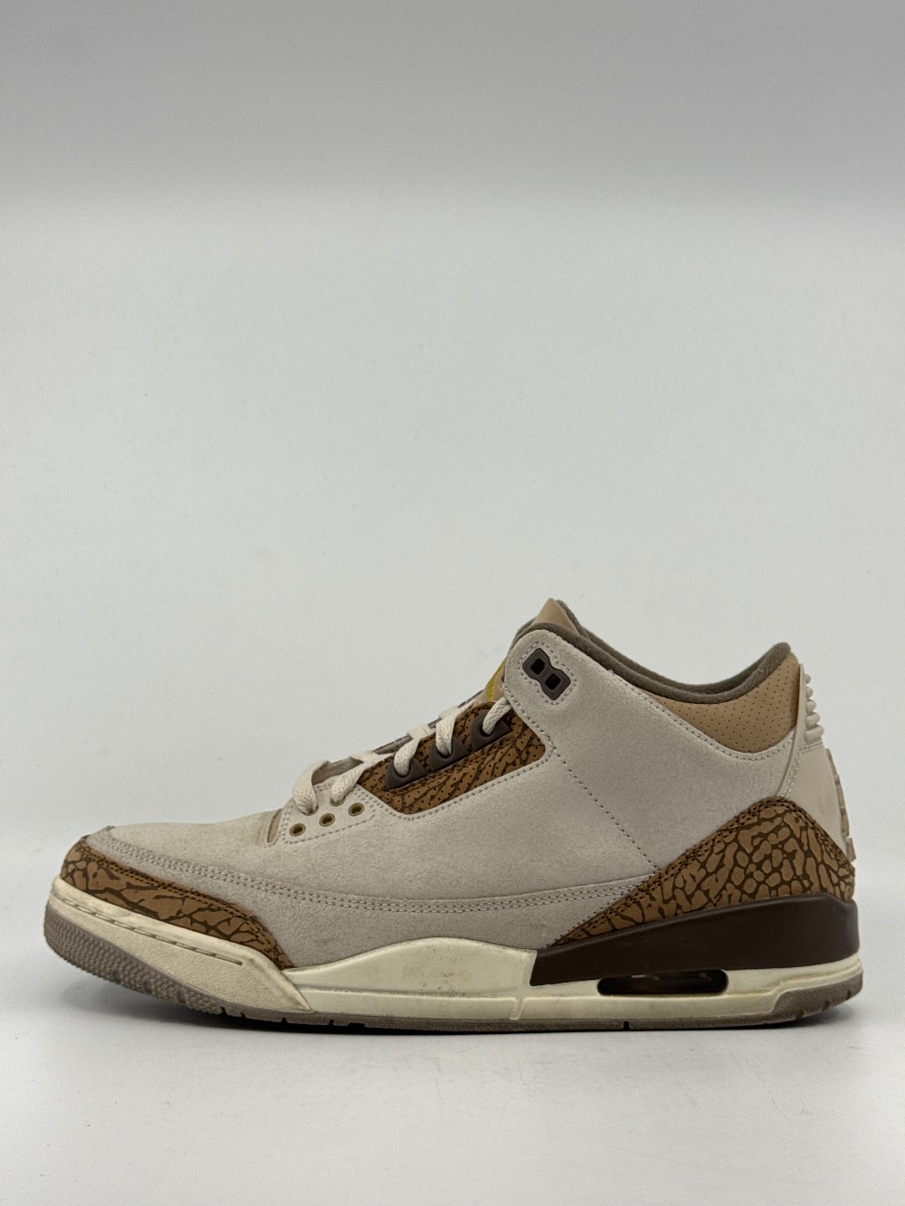 *USED/NO BOX* AJ 3 - PALOMINO