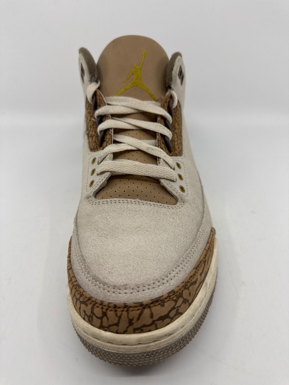 *USED/NO BOX* AJ 3 - PALOMINO