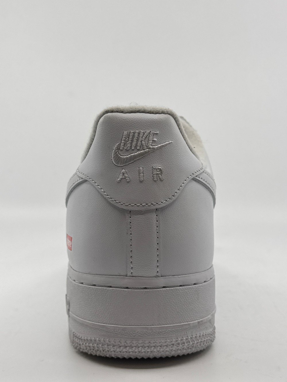 *USED/NO BOX* NIKE AIR FORCE 1 LOW X SUPREME - WHITE