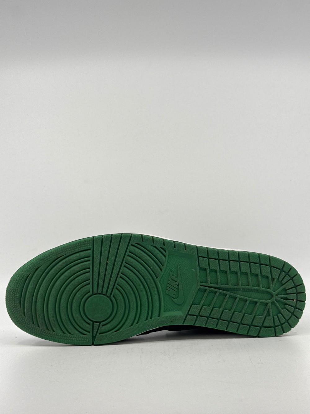 *USED/NO BOX* AJ 1 - PINE GREEN BLACK