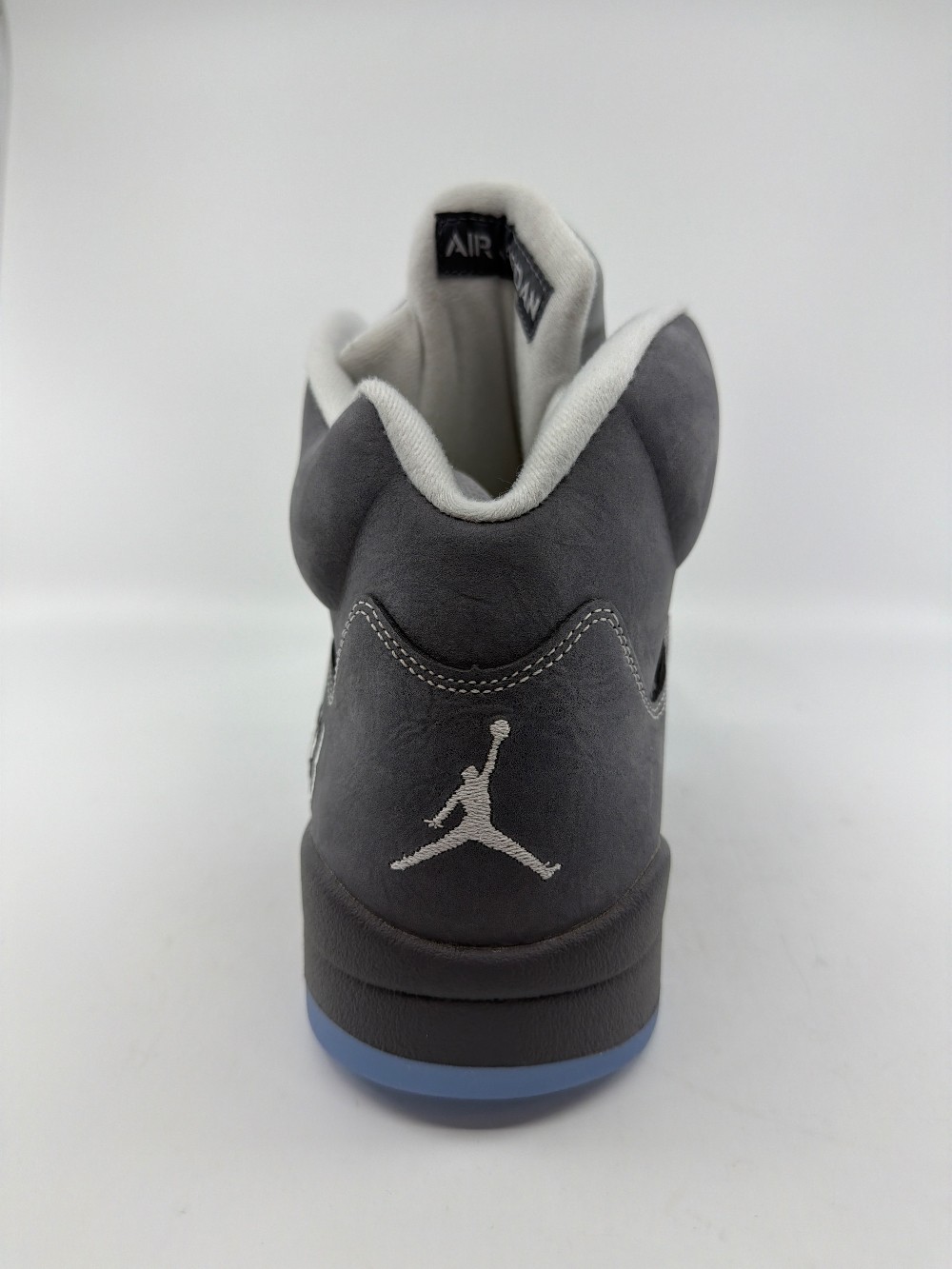AJ 5 - WOLF GREY (2026)