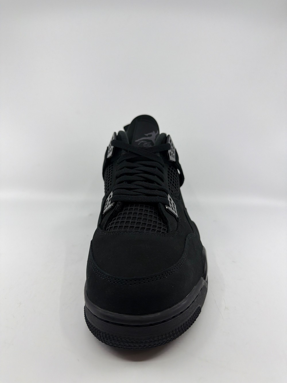 AJ 4 - BLACK CAT (2025)