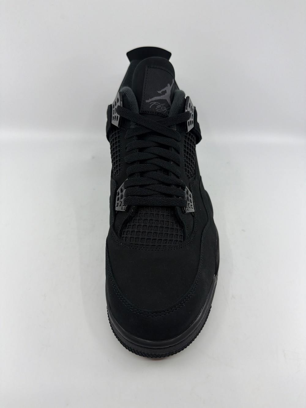 AJ 4 - BLACK CAT (2025)