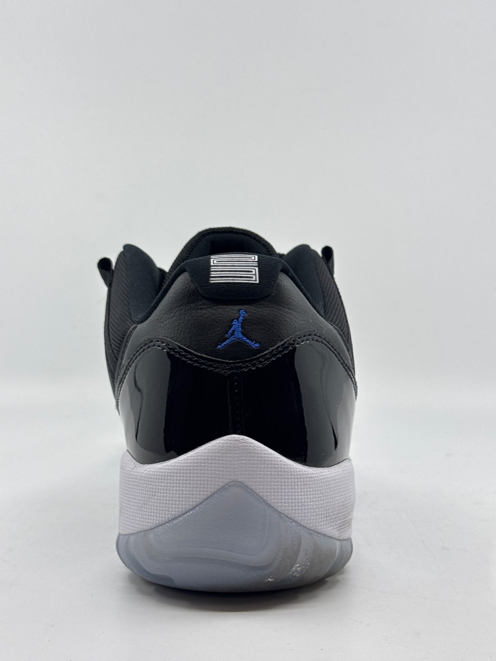 *USED* AJ 11 LOW - SPACE JAM