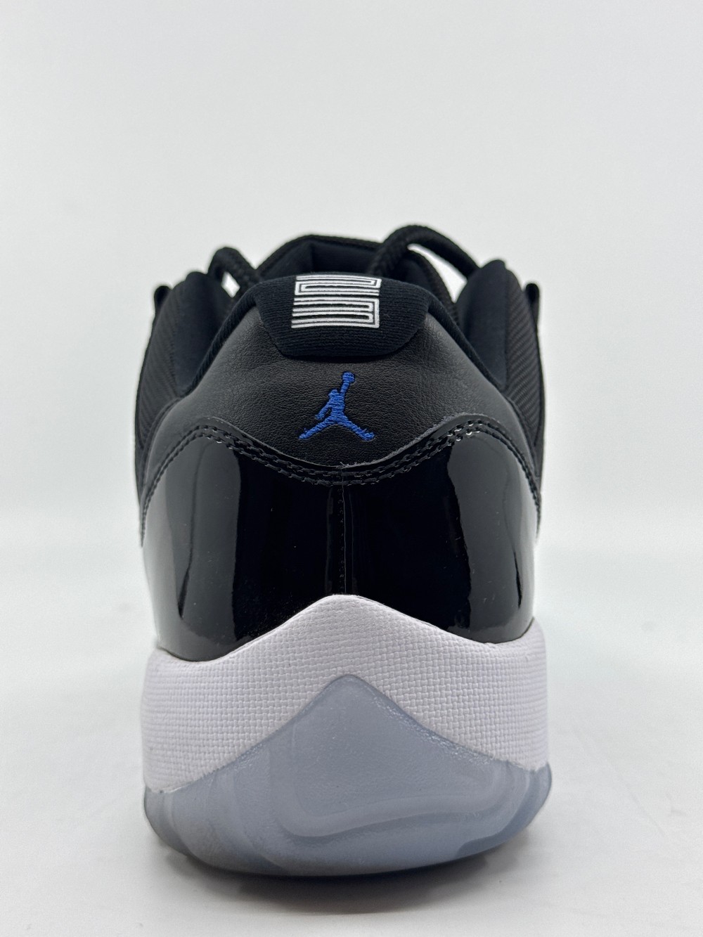 *USED* AJ 11 LOW - SPACE JAM