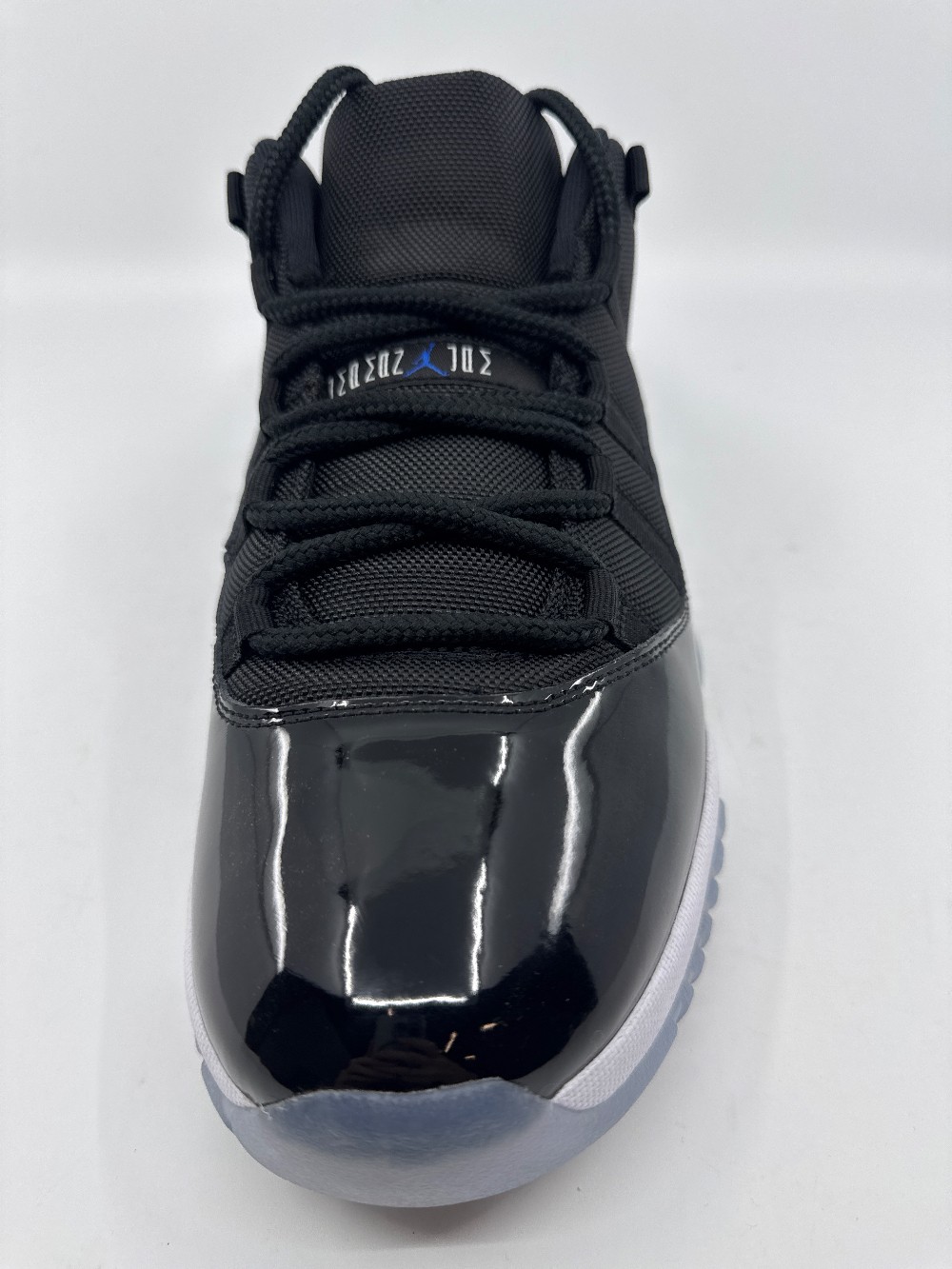 *USED* AJ 11 LOW - SPACE JAM