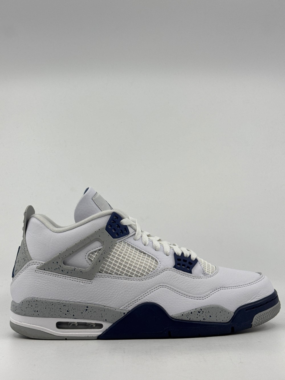 *USED* AJ 4 - MIDNIGHT NAVY