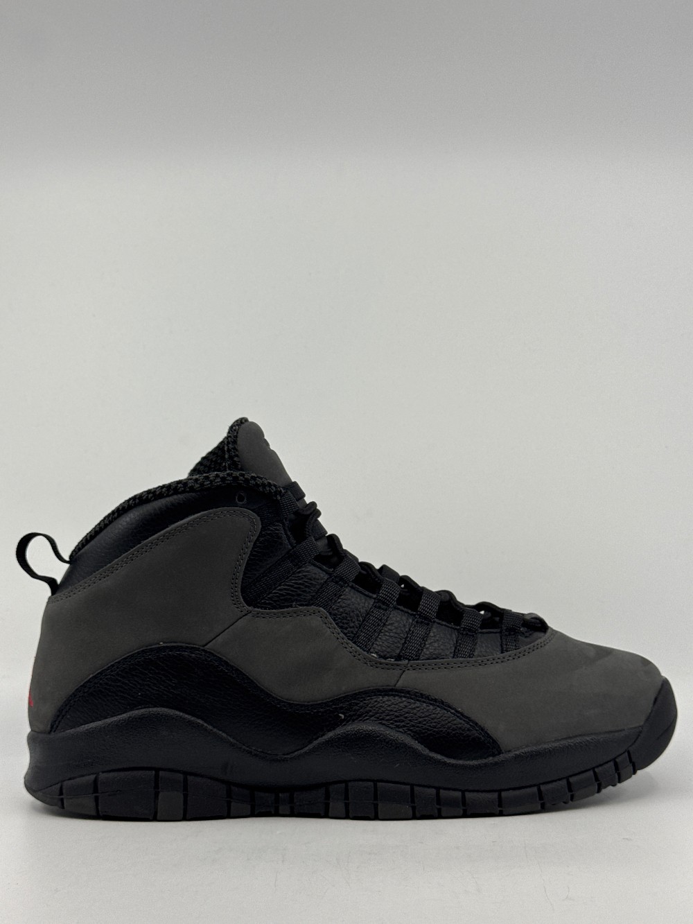 *USED* AJ 10 - SHADOW (2025)