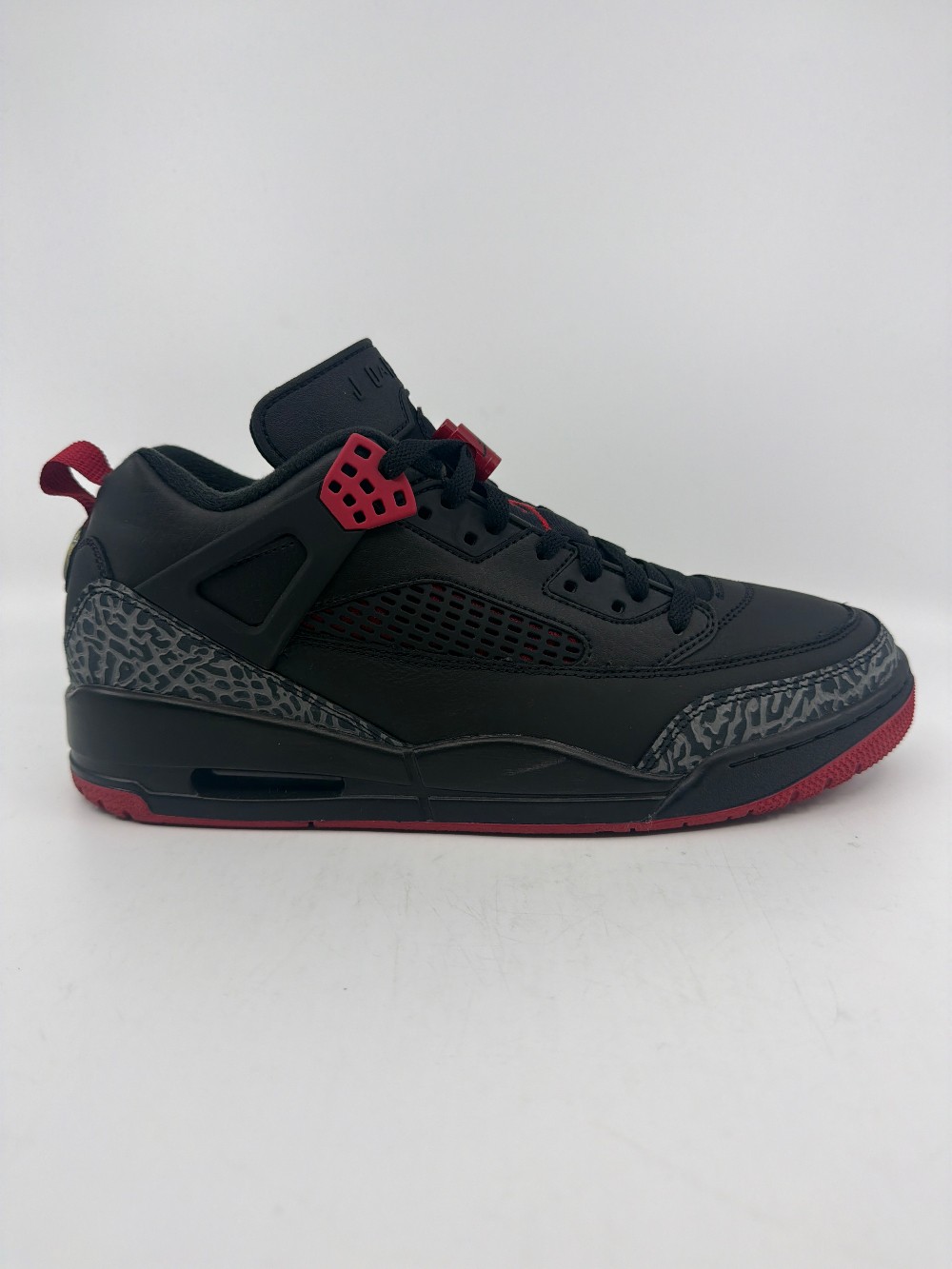 *USED* JORDAN SPIZIKE LOW - BRED
