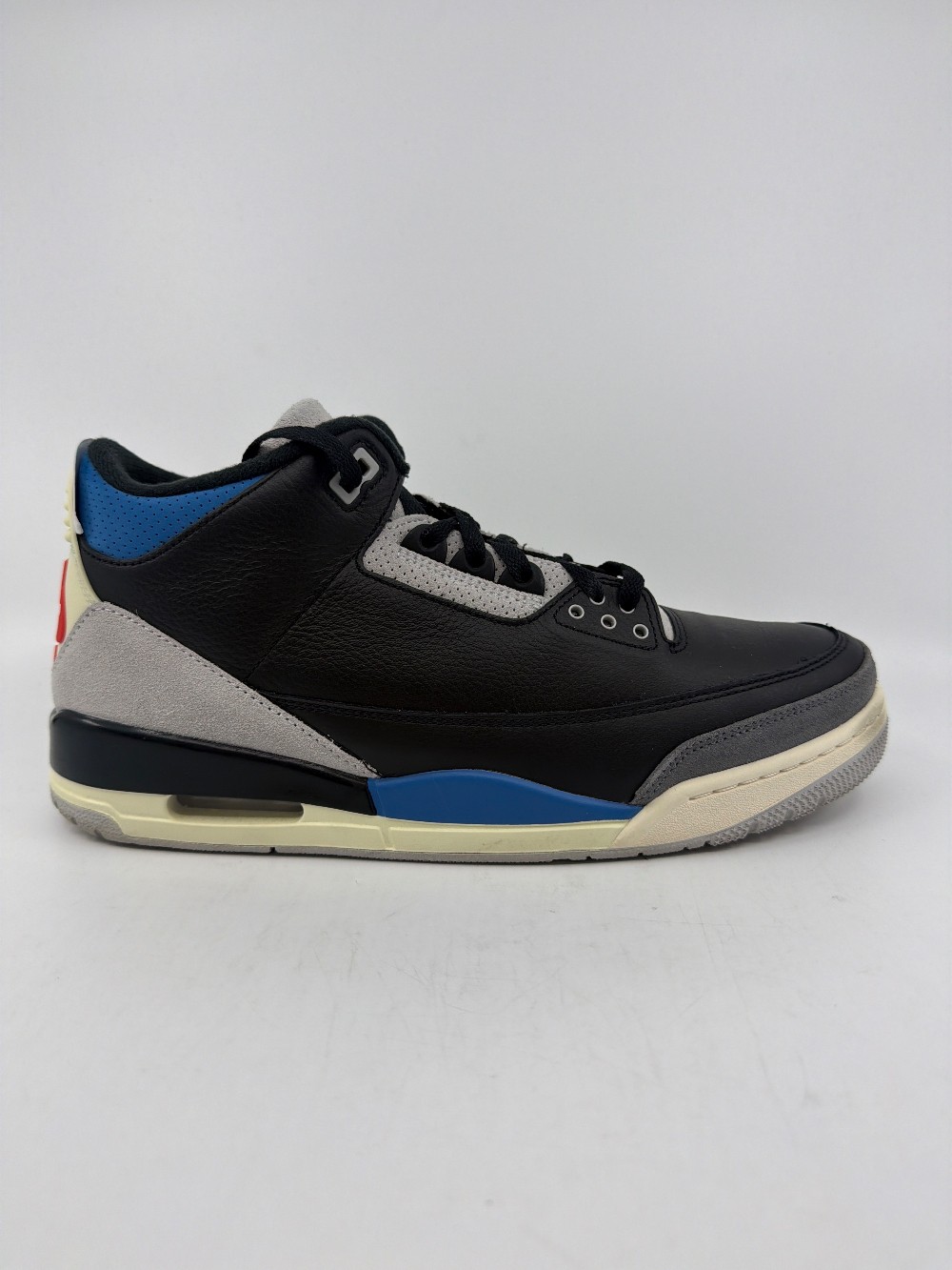*USED* AJ 3 - RARE AIR
