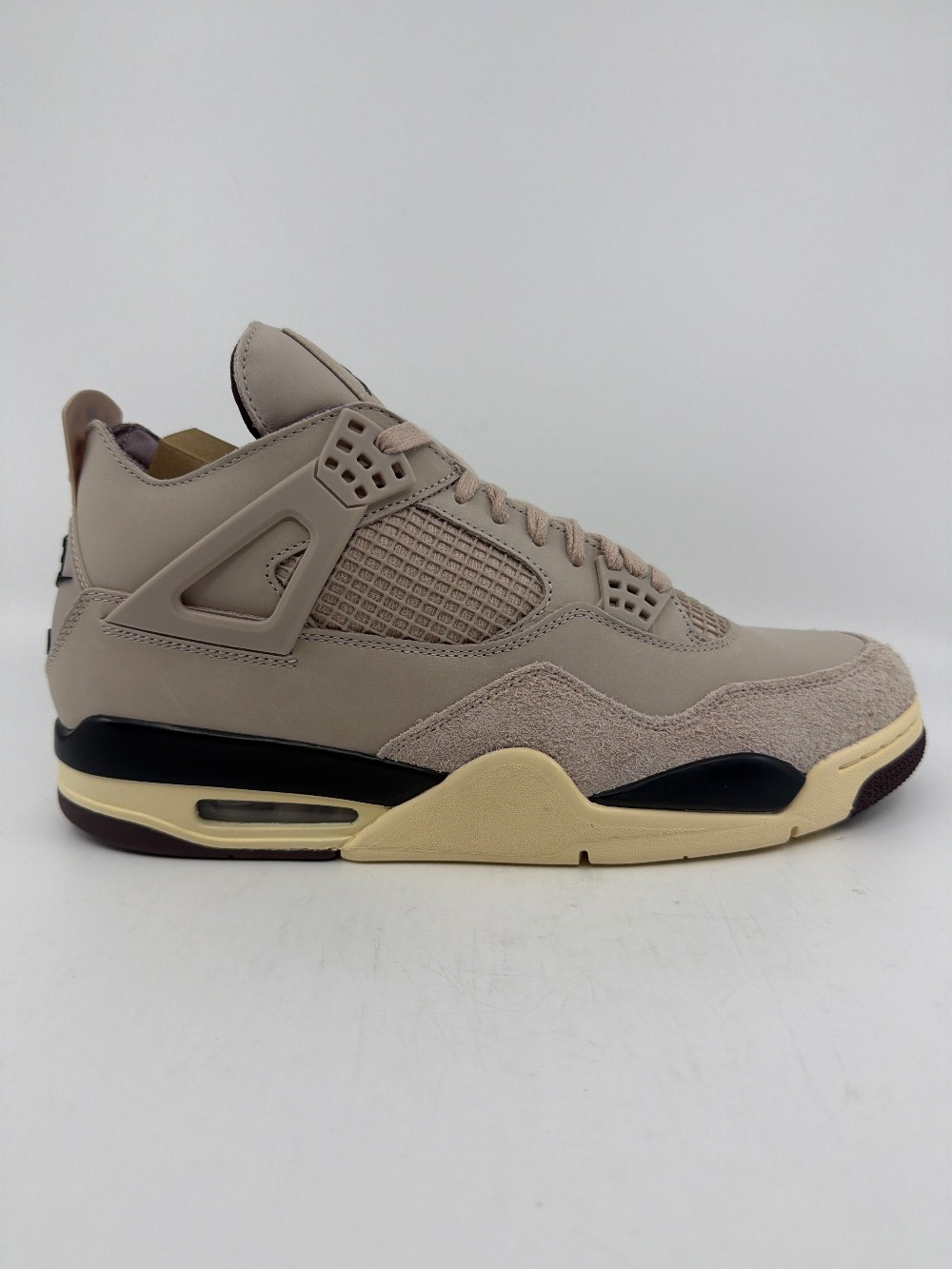 AJ 4 X A MA MANIERE (W) - WHILE YOU WERE SLEEPING
