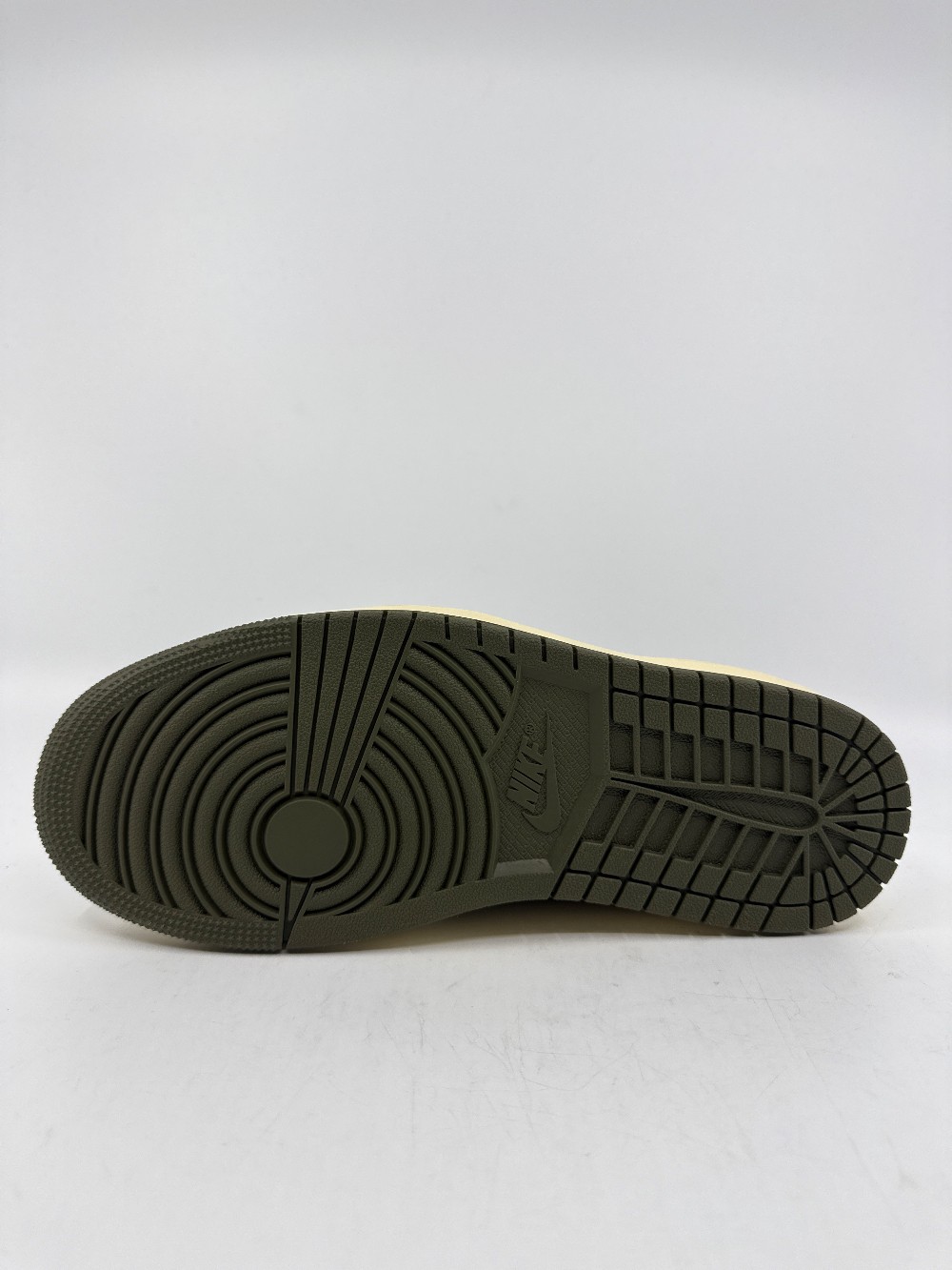 AJ 1 LOW X TRAVIS SCOTT - MEDIUM OLIVE
