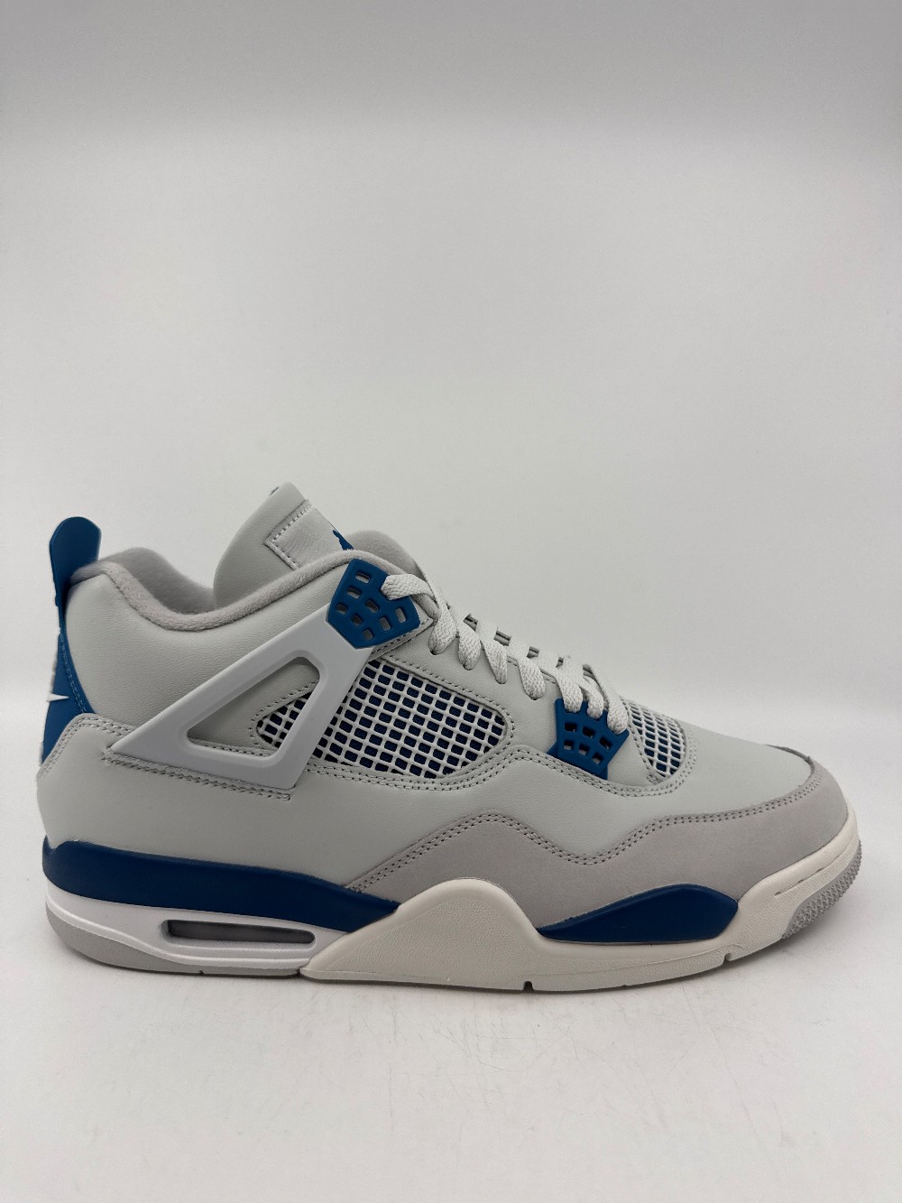 AJ 4 - MILITARY BLUE (2024)