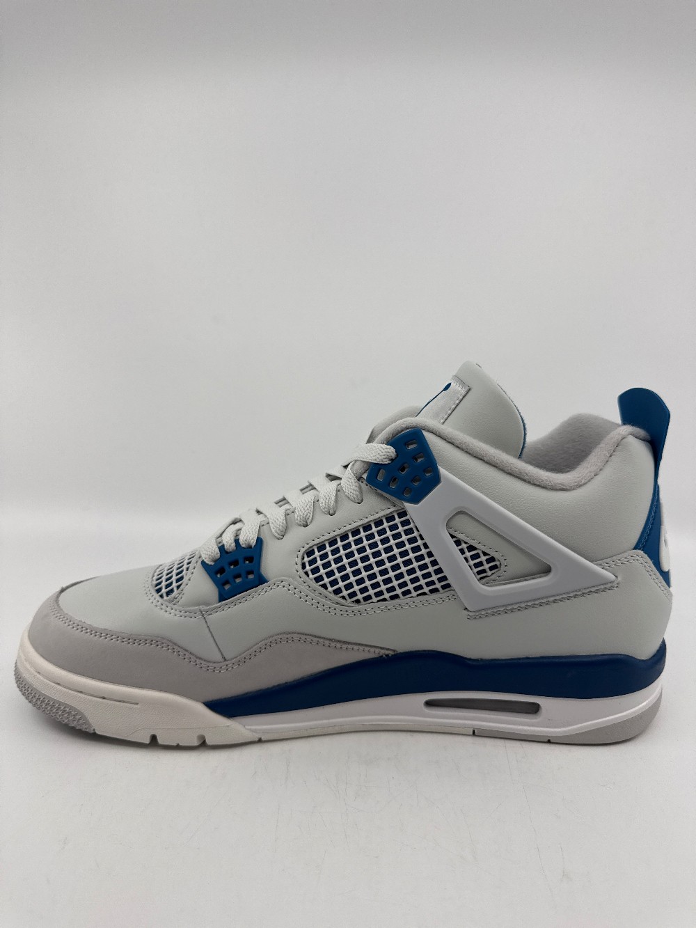 AJ 4 - MILITARY BLUE (2024)
