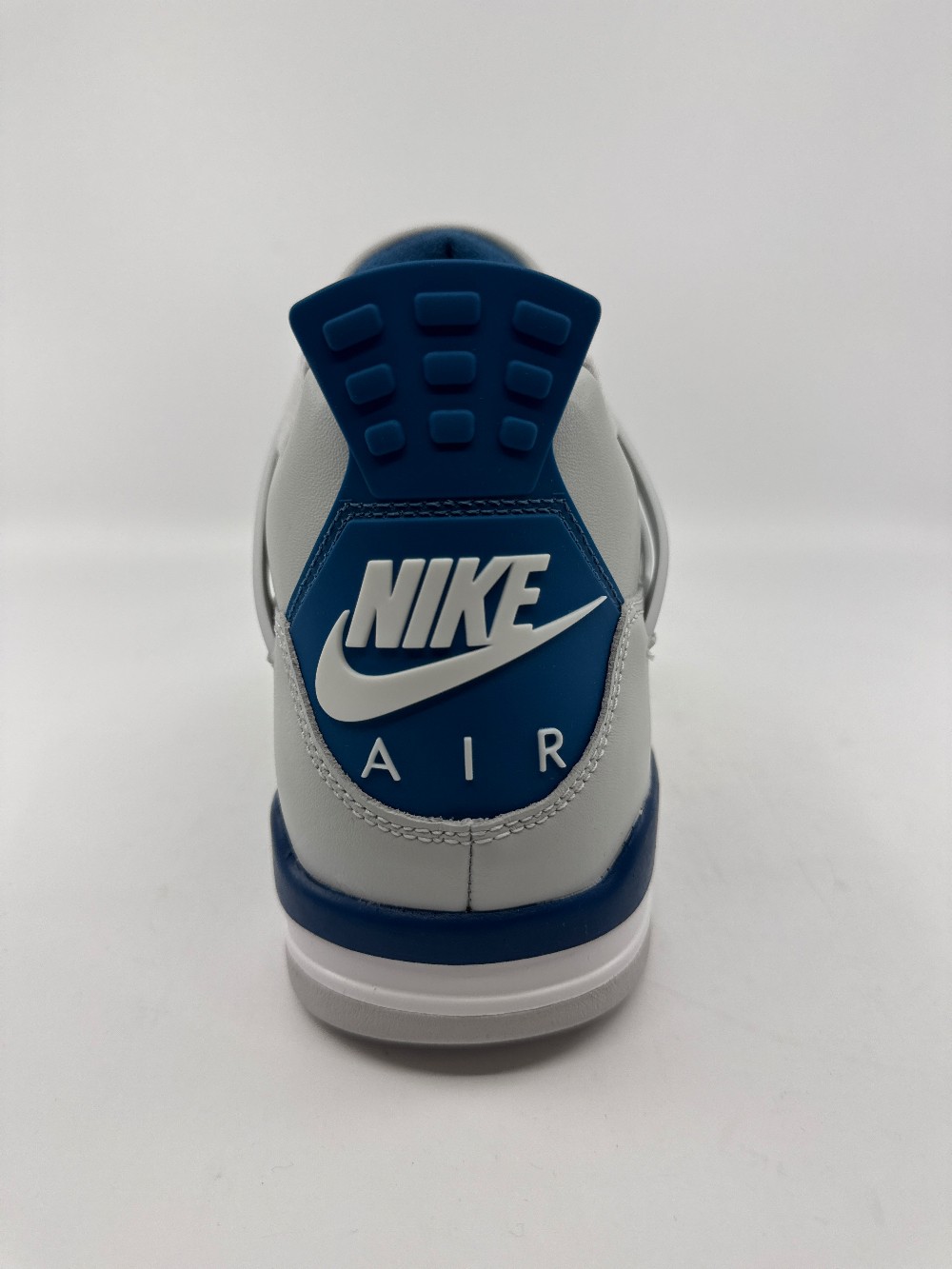 AJ 4 - MILITARY BLUE (2024)