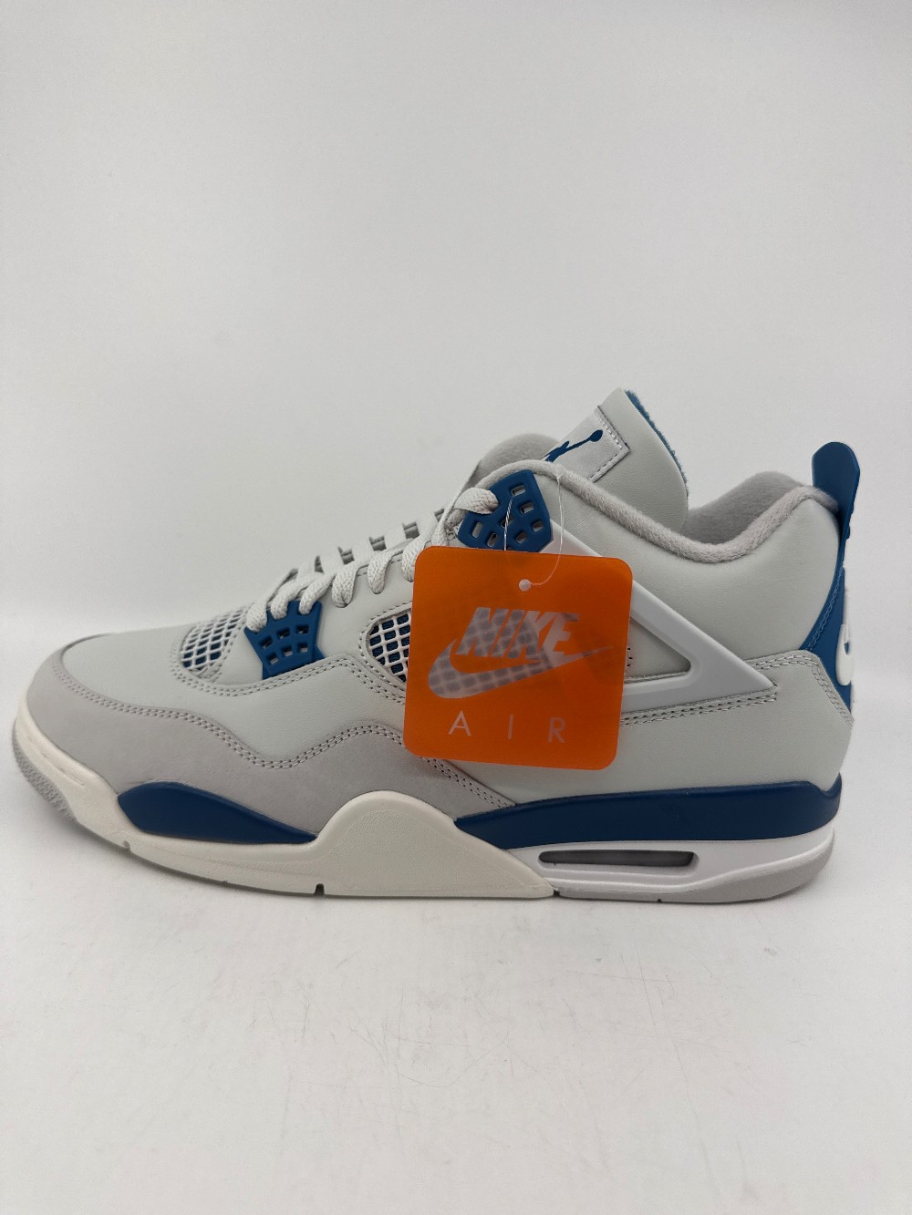 AJ 4 - MILITARY BLUE (2024)