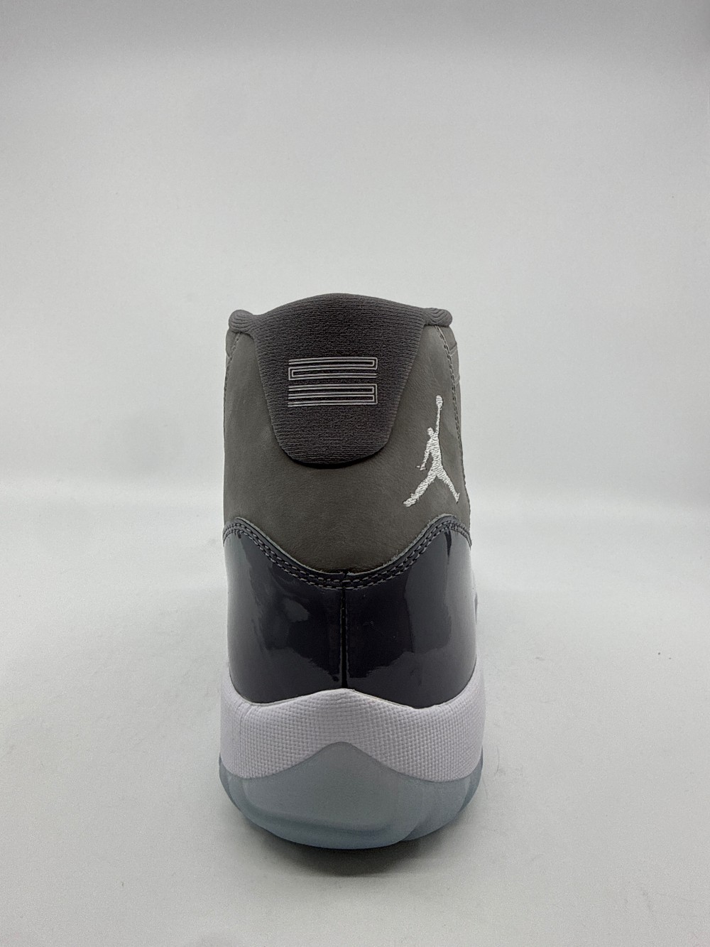 AJ 11 - COOL GREY (2021)