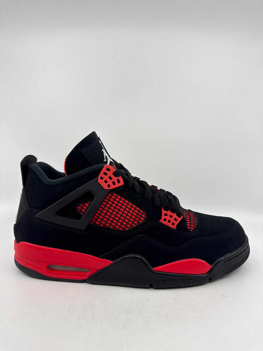 AJ 4 - RED THUNDER