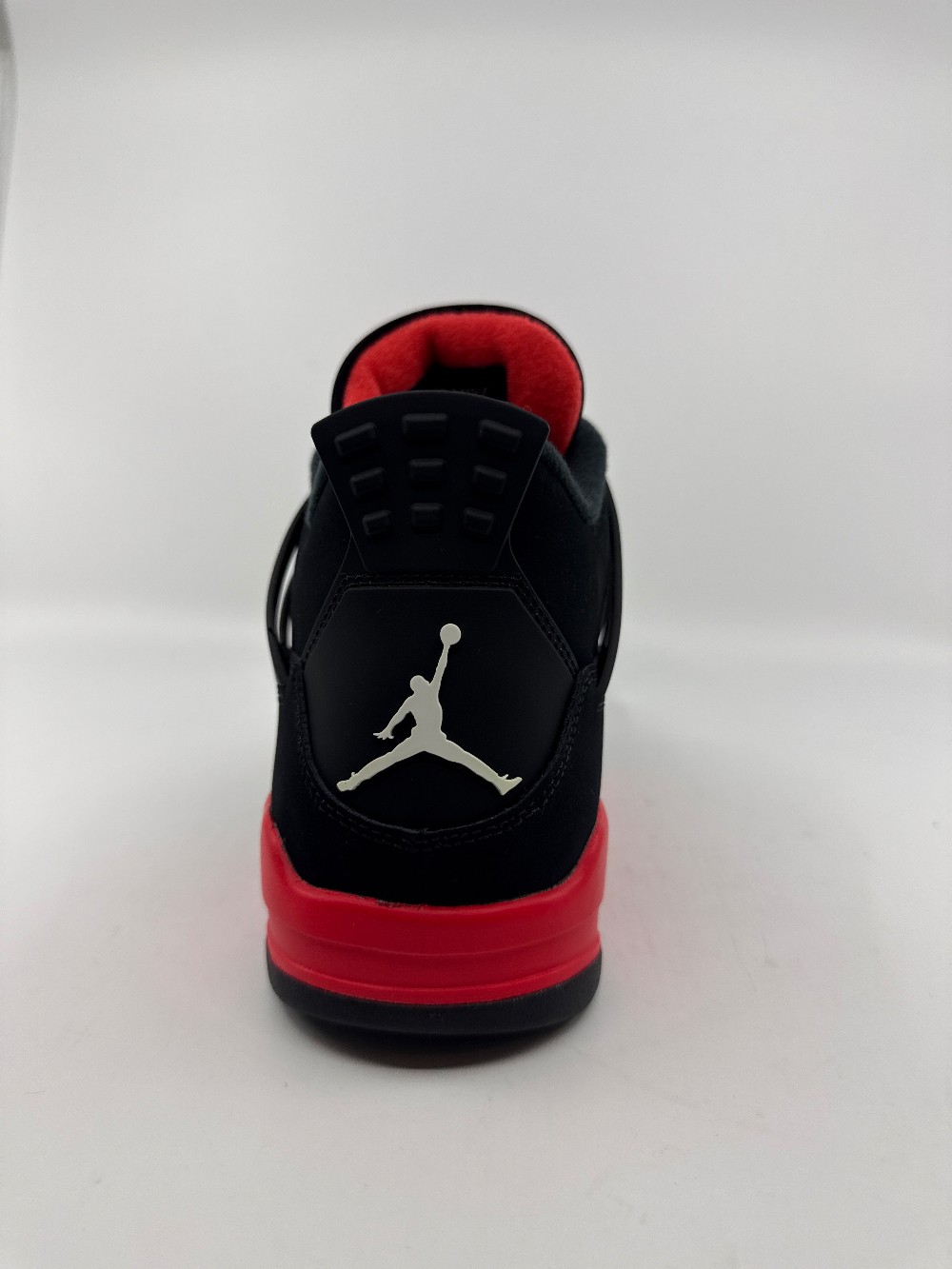 AJ 4 - RED THUNDER