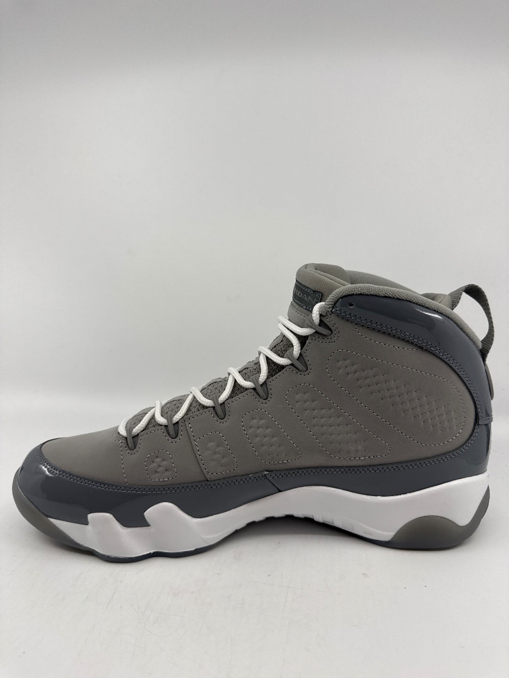AJ 9 - COOL GREY (2025)