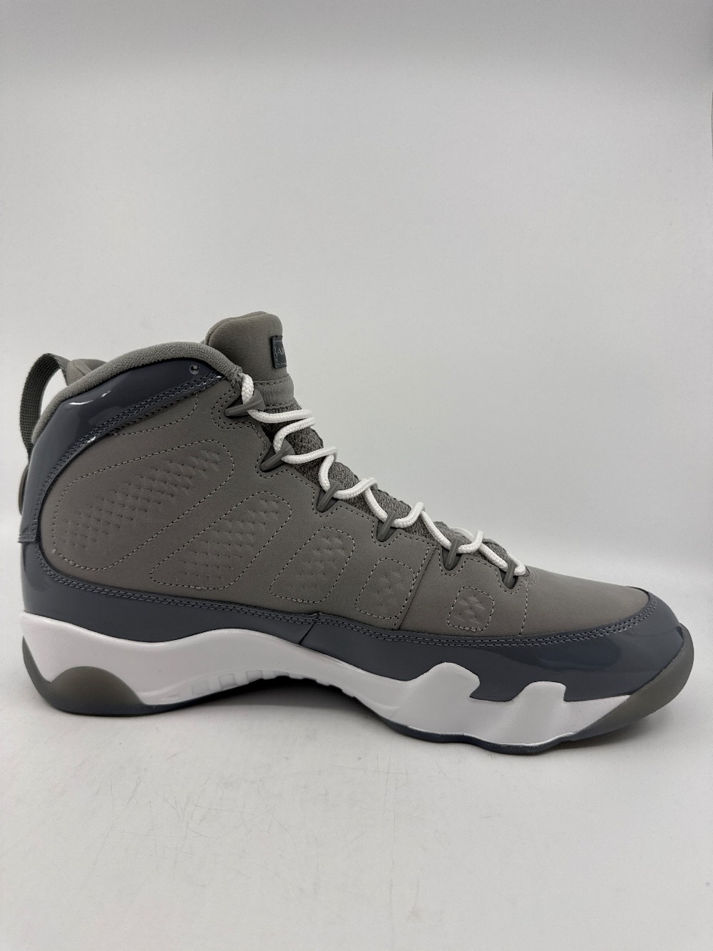 AJ 9 - COOL GREY (2025)
