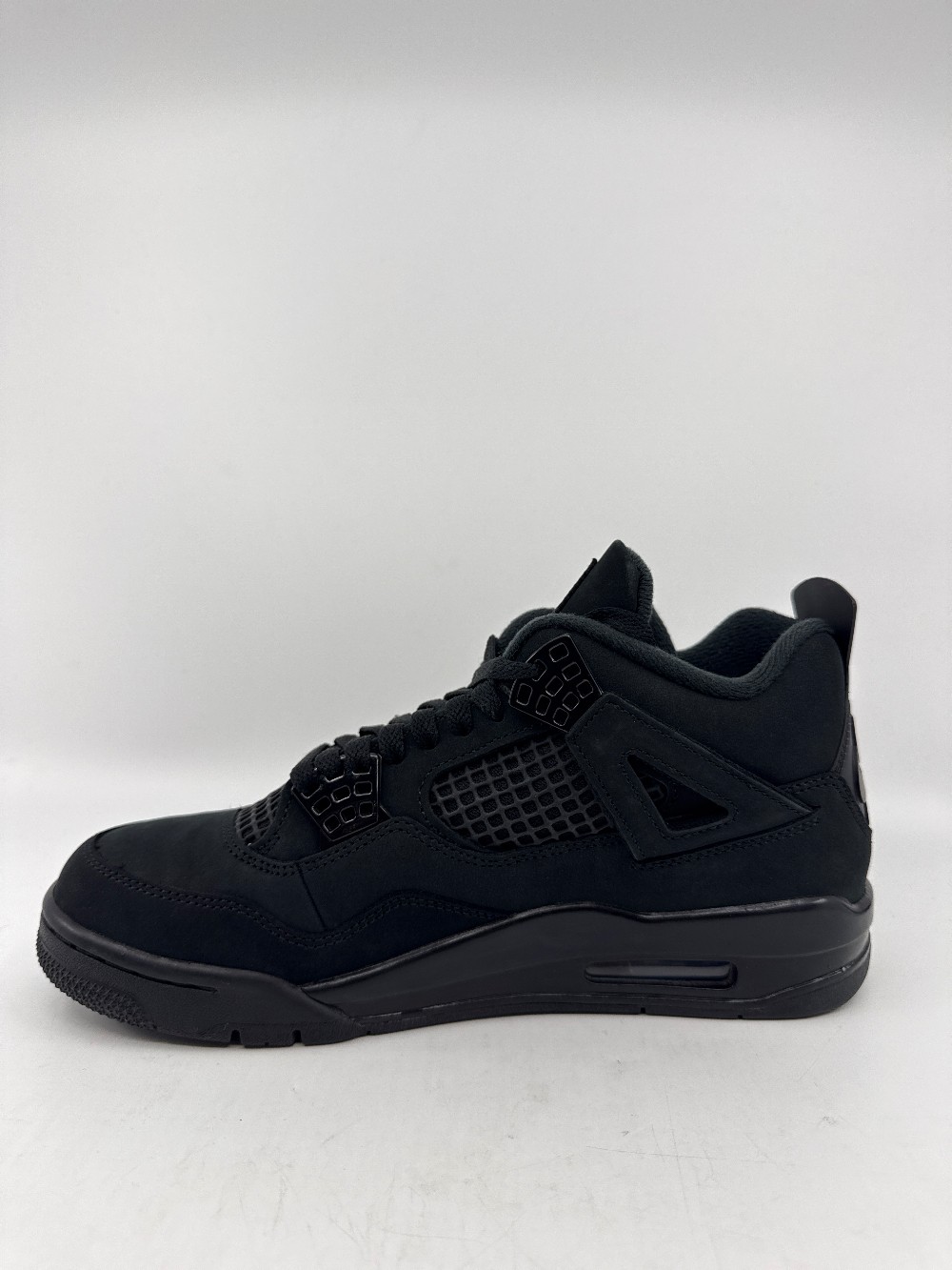 *USED* AJ 4 - BLACK CAT (2025)