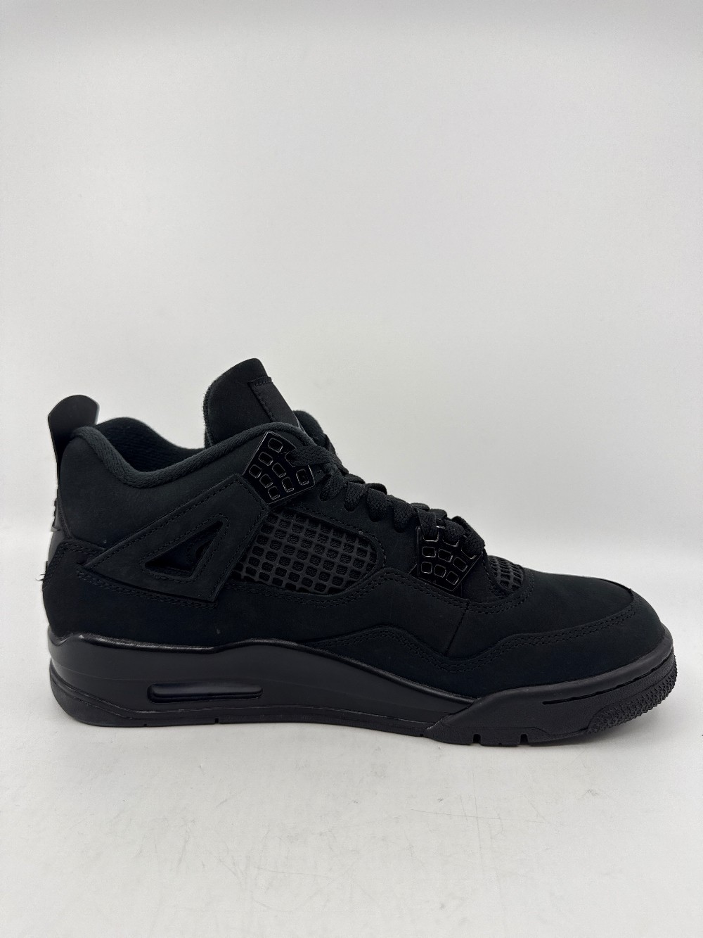 *USED* AJ 4 - BLACK CAT (2025)