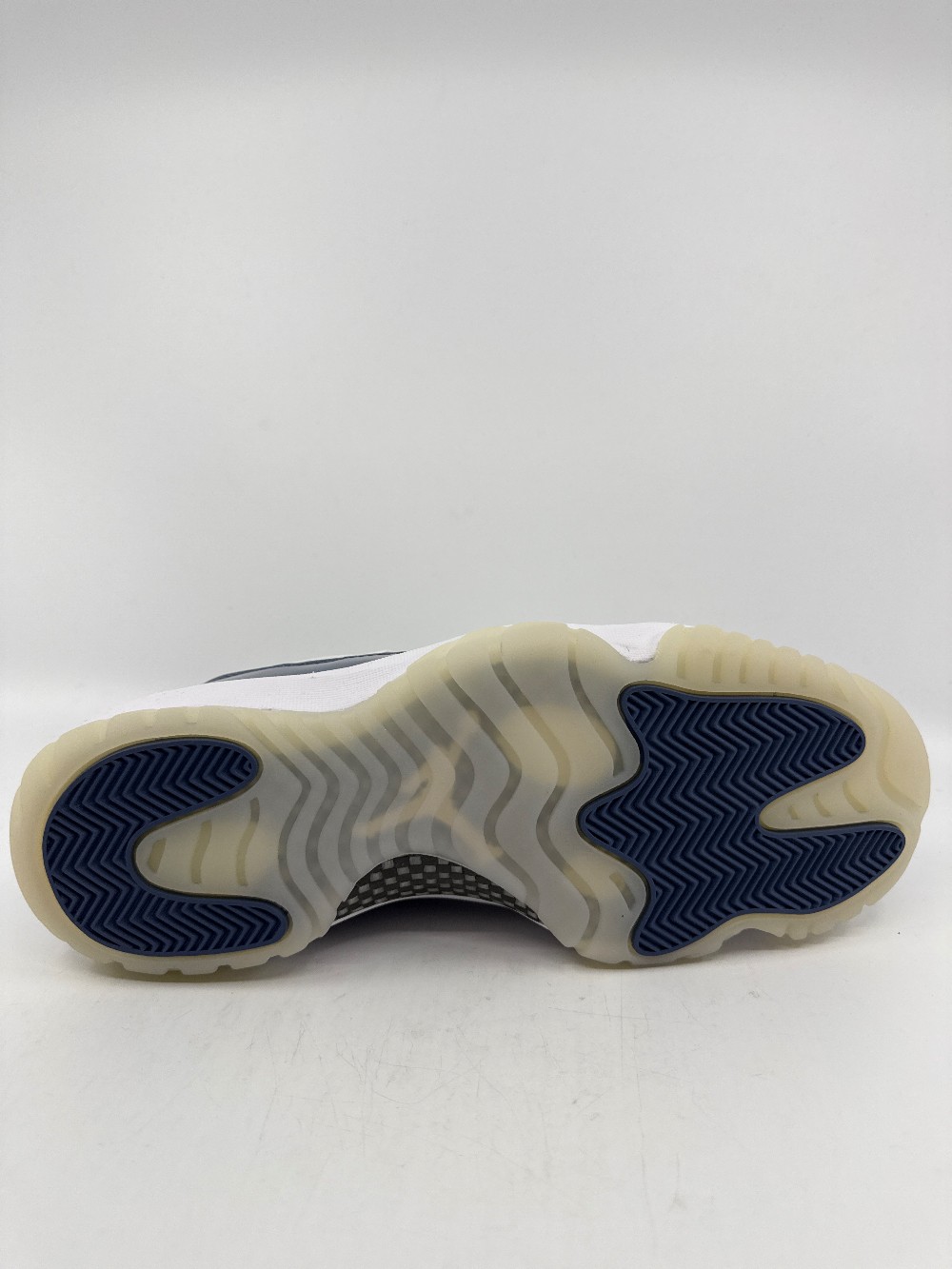AJ 11 LOW - DIFFUSED BLUE