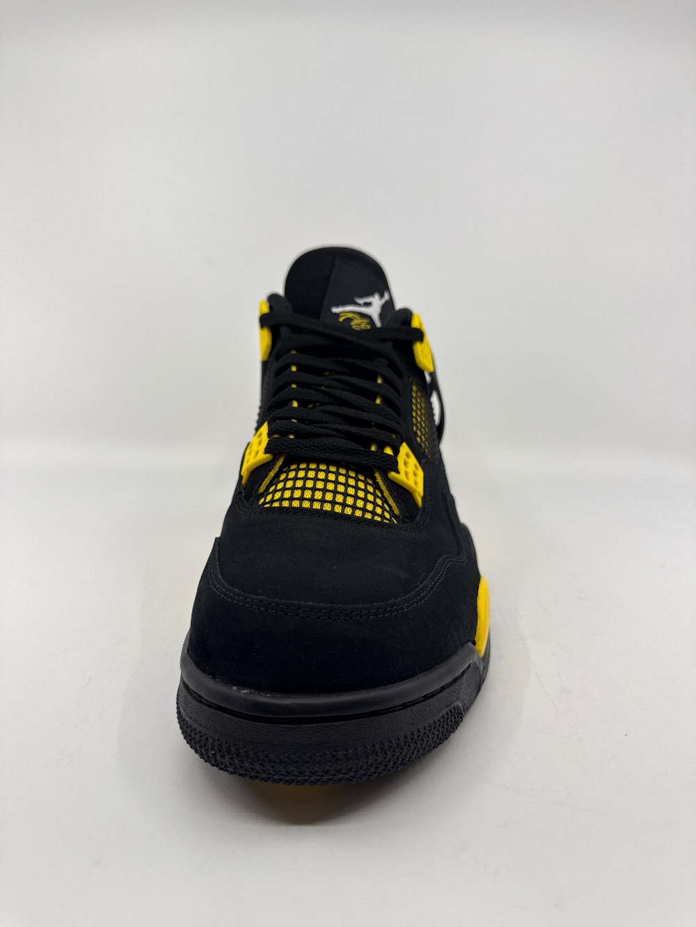 AJ 4 - THUNDER (2023)