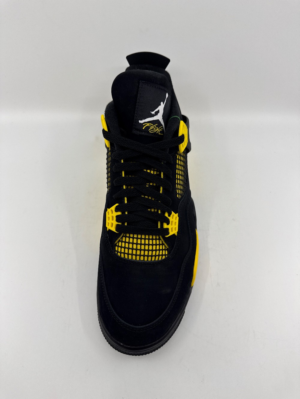 AJ 4 - THUNDER (2023)