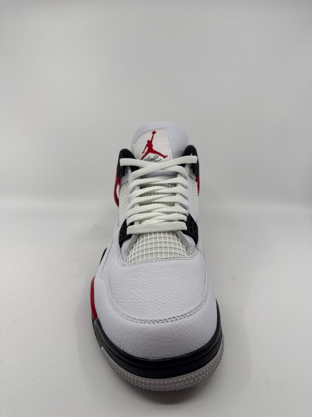 AJ 4 - RED CEMENT