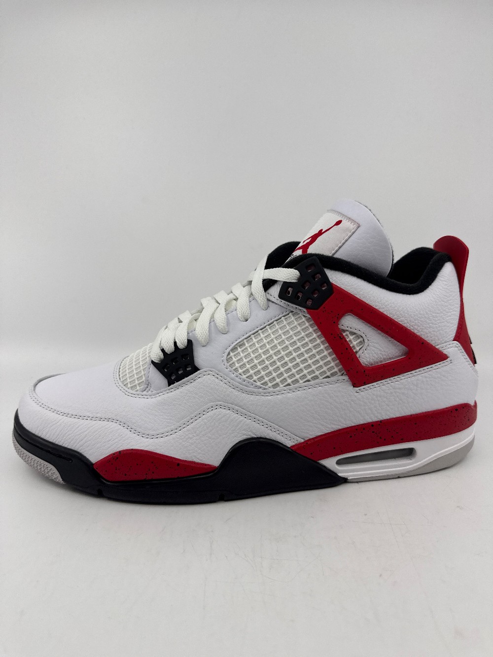 AJ 4 - RED CEMENT