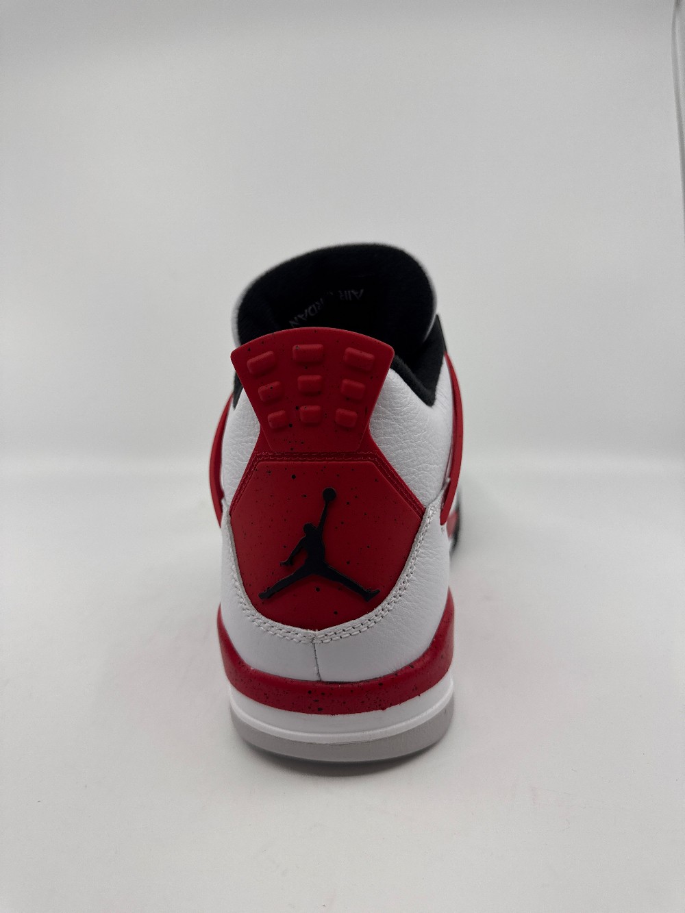 AJ 4 - RED CEMENT