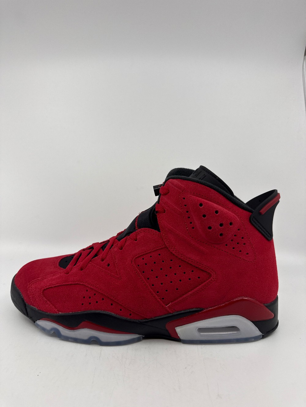 AJ 6 - TORO BRAVO