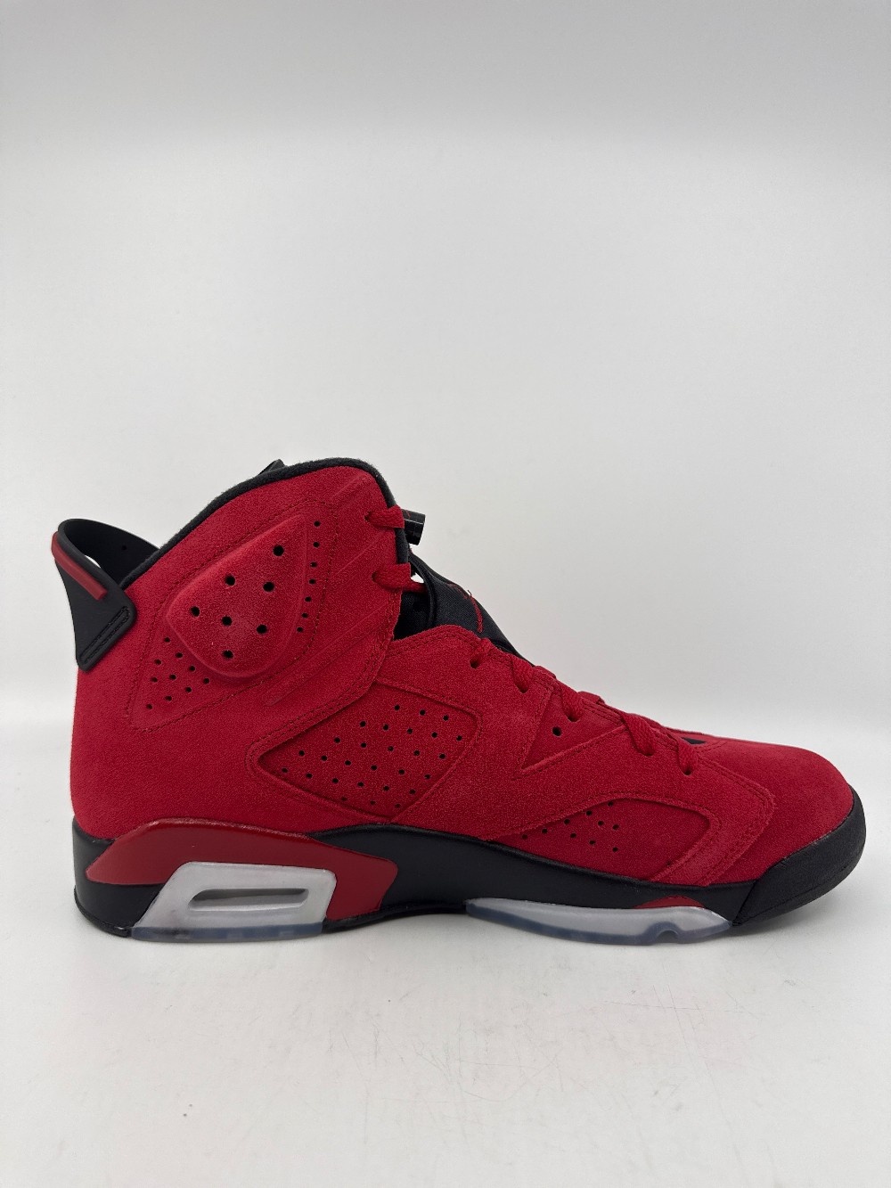AJ 6 - TORO BRAVO