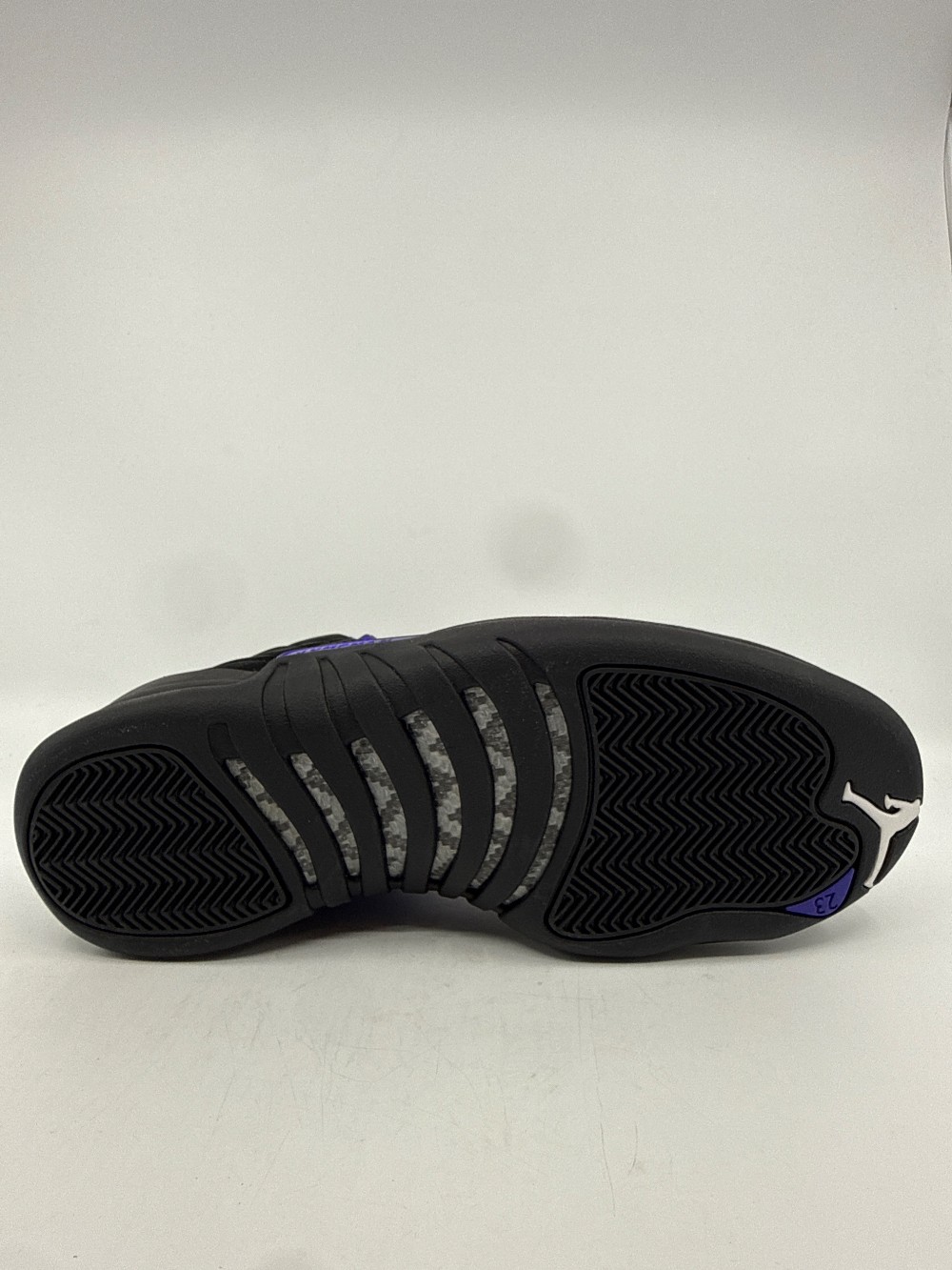 AJ 12 - BLACK DARK CONCORD