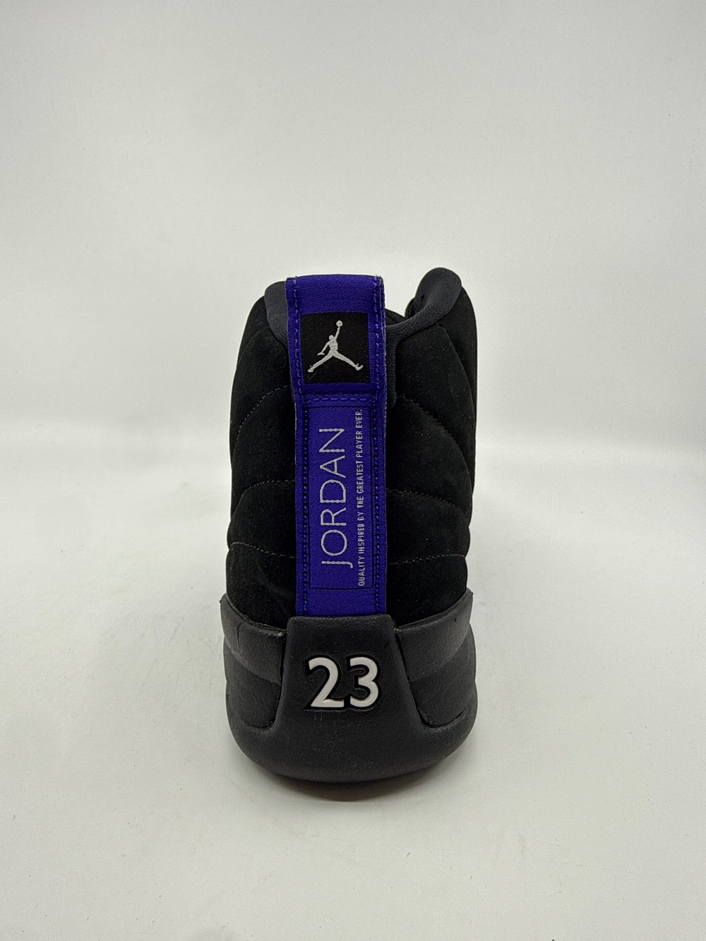 AJ 12 - BLACK DARK CONCORD