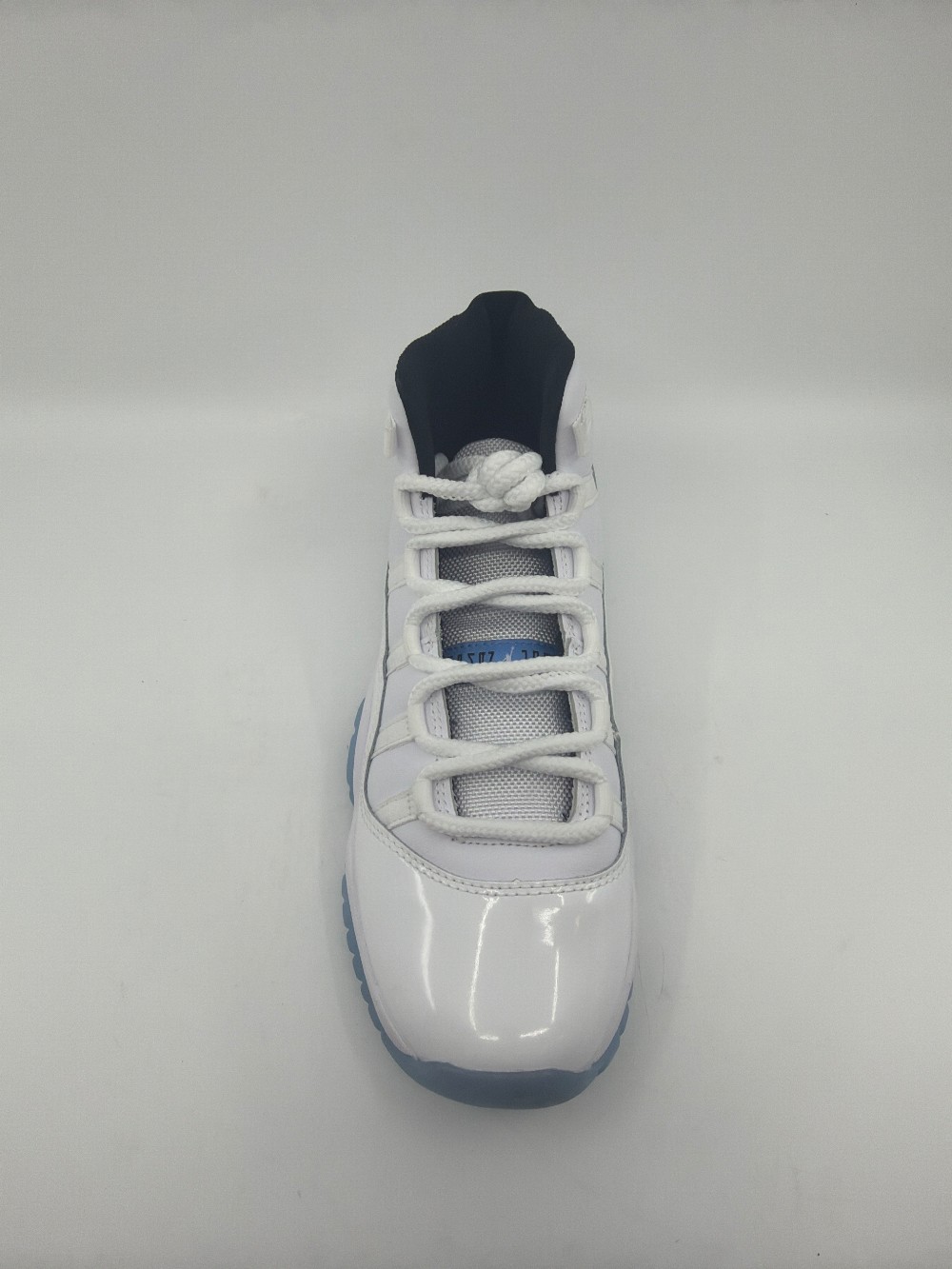 *VNDS* AJ 11 (GS) - LEGEND BLUE (2024)