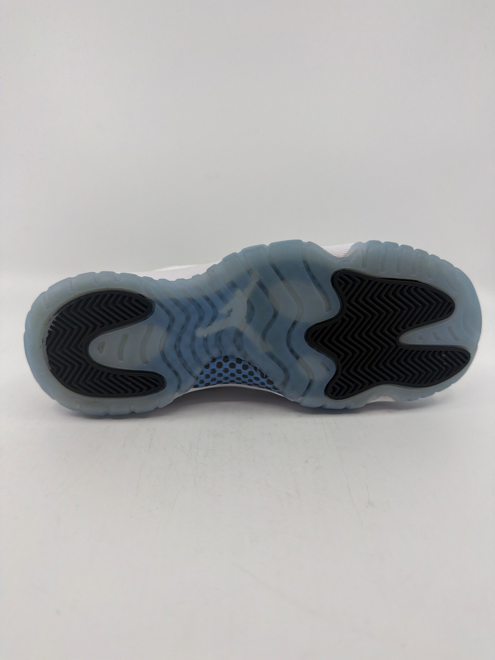 *VNDS* AJ 11 (GS) - LEGEND BLUE (2024)