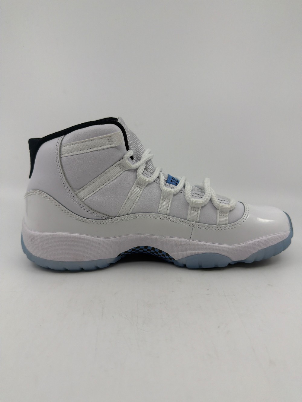 *VNDS* AJ 11 (GS) - LEGEND BLUE (2024)