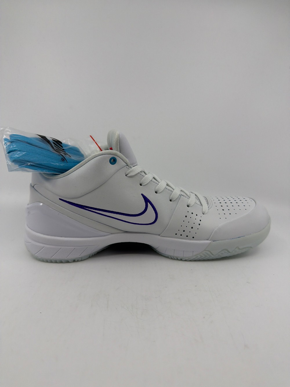 NIKE KOBE 4 PROTRO - DRAFT DAY PACK - CHARLOTTE HORNETS