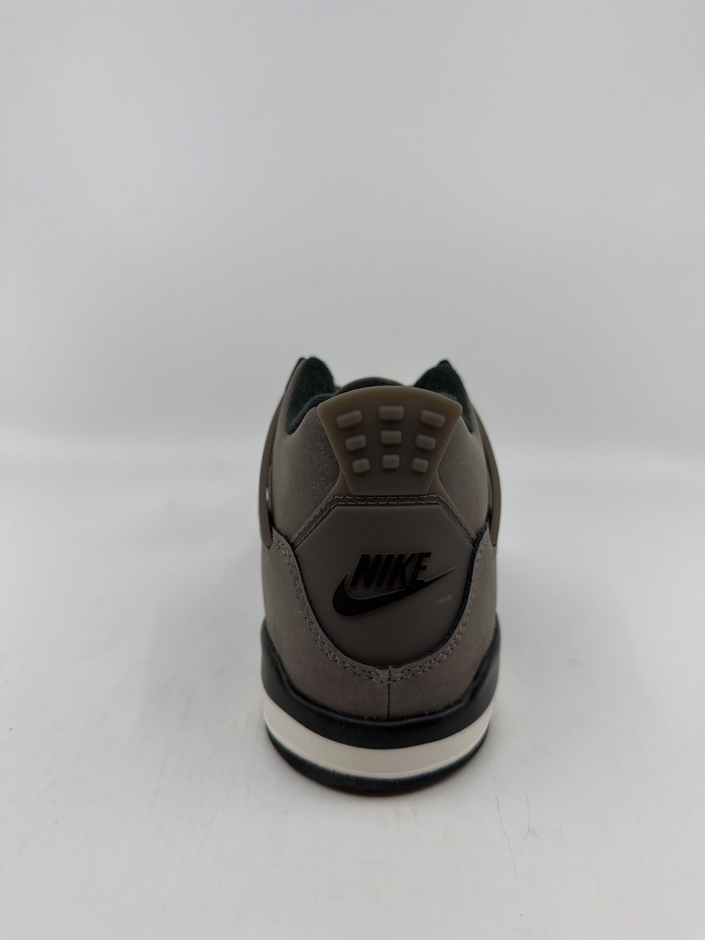 AJ 4 (PS) - CAVE STONE