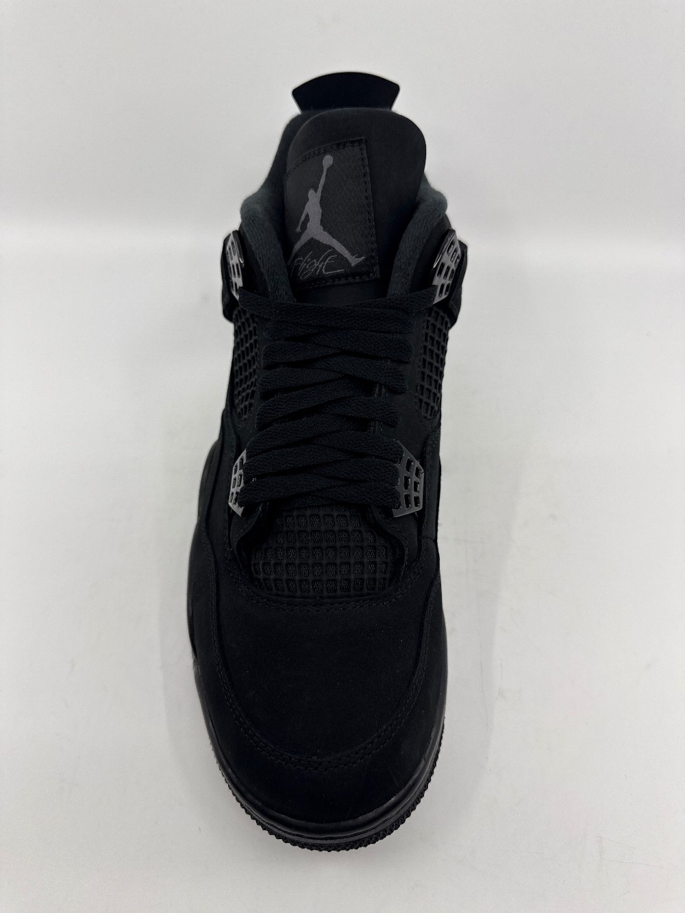 AJ 4 - BLACK CAT (2025)