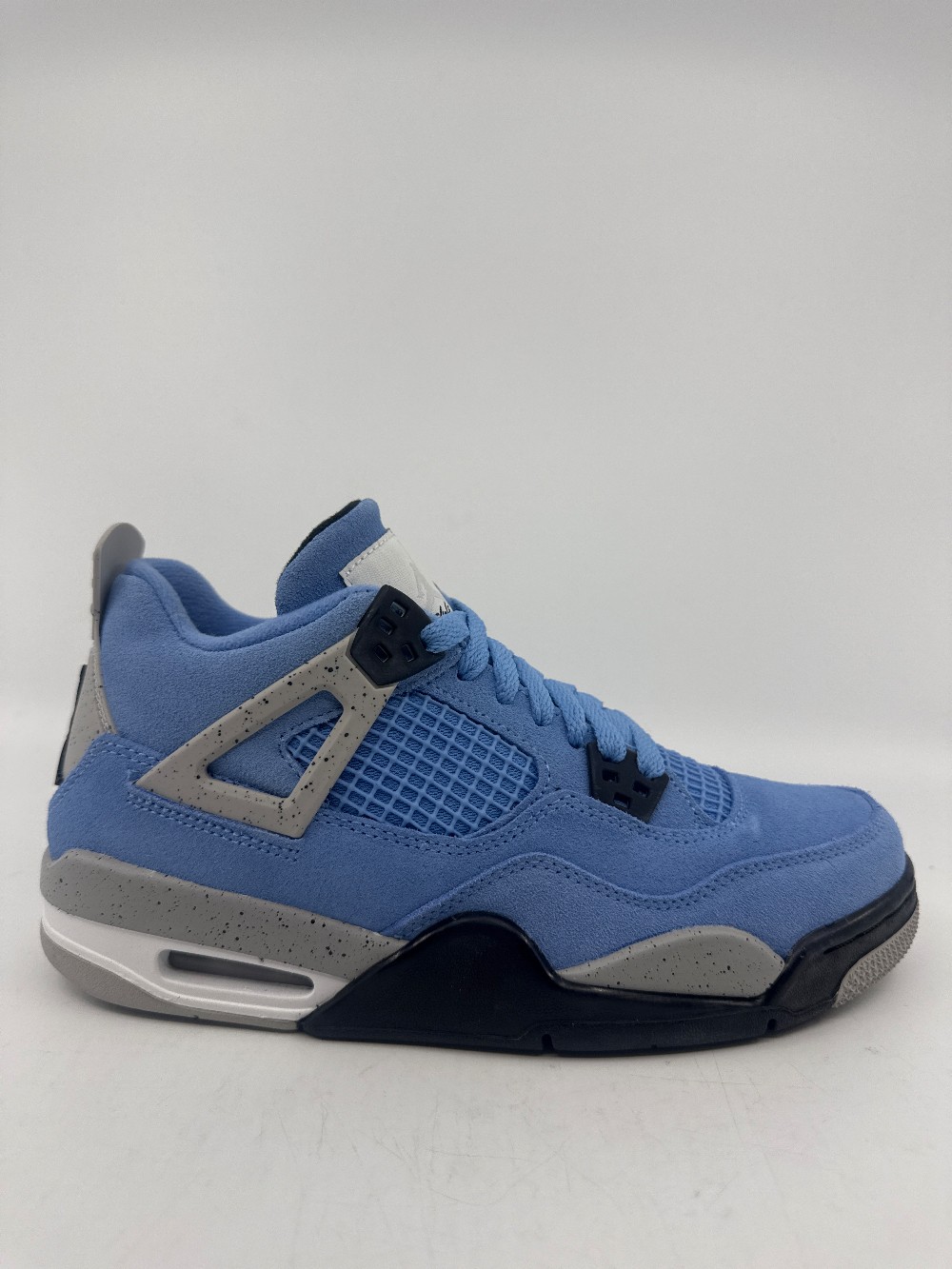 AJ 4 (GS) - UNIVERSITY BLUE