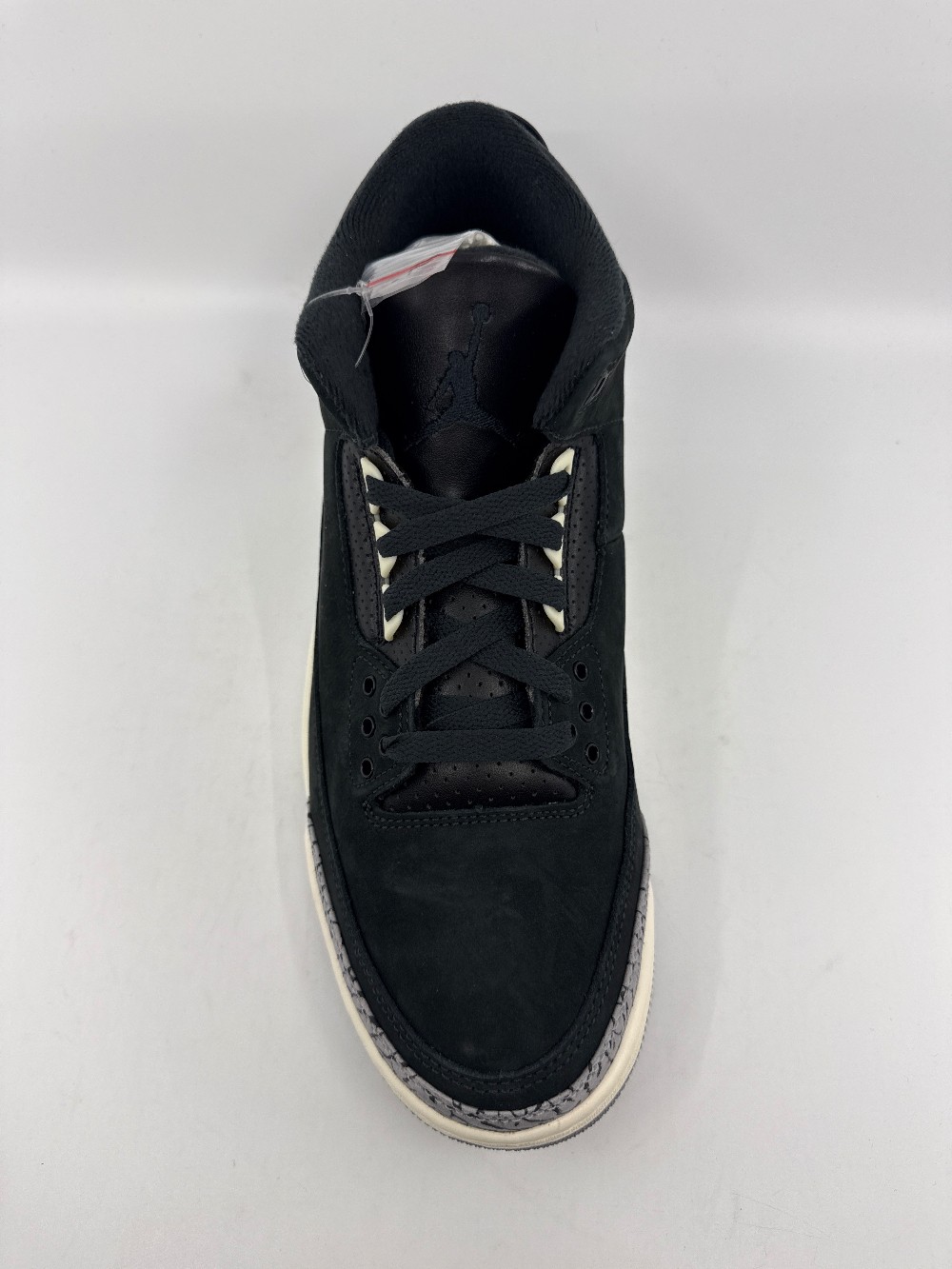 AJ 3 (W) - OFF NOIR